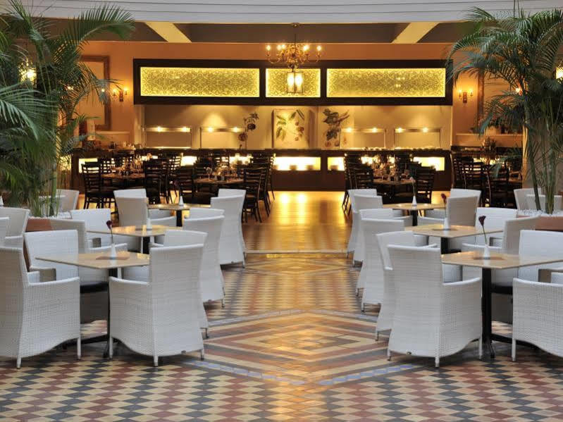 Imperial Hotel By Misty Blue Hotels Pietermaritzburg Exteriör bild