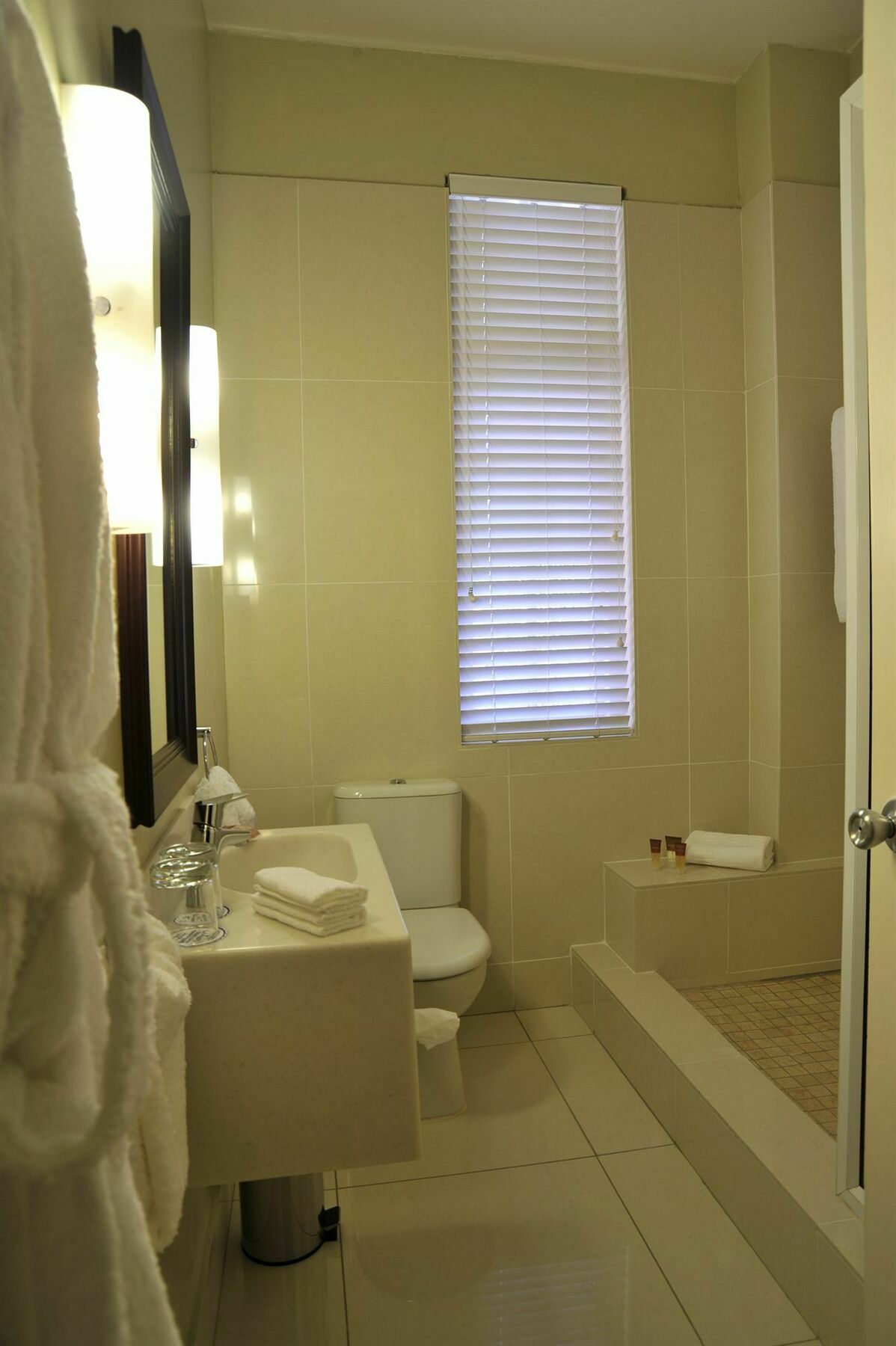 Imperial Hotel By Misty Blue Hotels Pietermaritzburg Exteriör bild