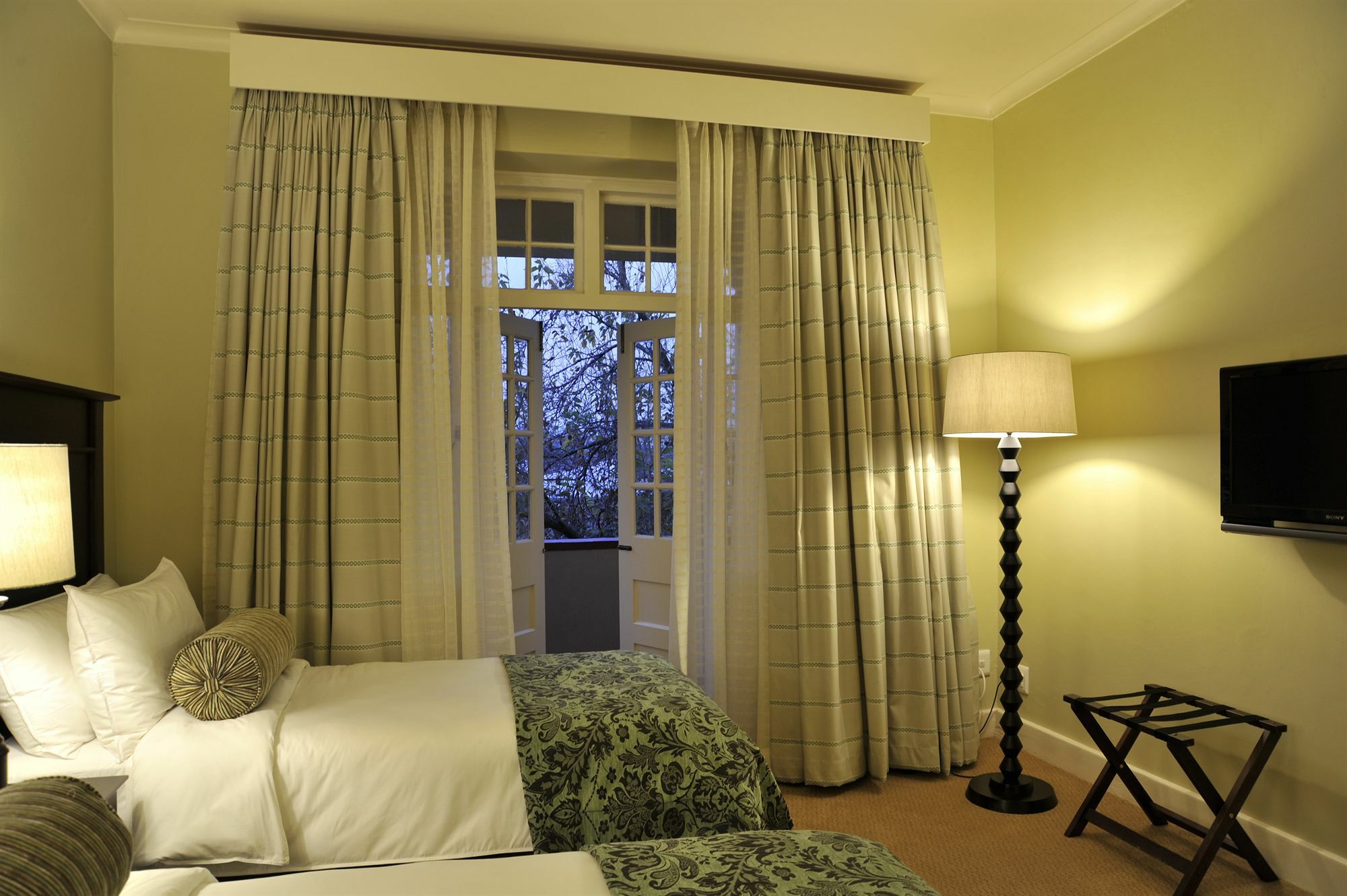 Imperial Hotel By Misty Blue Hotels Pietermaritzburg Exteriör bild